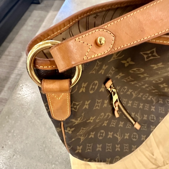 Louis Vuitton Brown Monogram Shoulder Bag - Picture 12 of 12